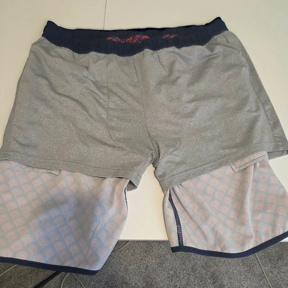 Fair Harbor Men Swim Trunks Red Blue Geometric Print Board Shorts Lined Size XXL
